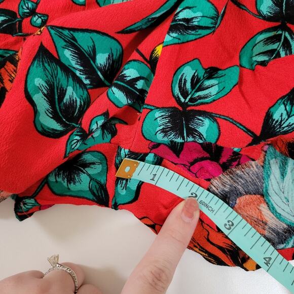 MINKPINK Red Tropical Print Dream Crop Top and Shorts Set Size XS - Picture 8 of 11